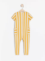 Jumpsuits med kort ærme og gule og hvide striber