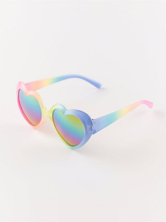 Hjerteformede solbriller med farvede spejllinser