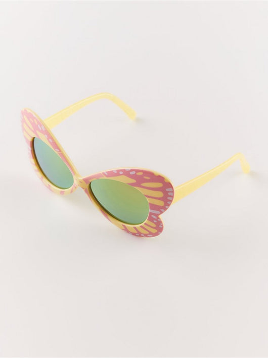 Sommerfuglformede solbriller