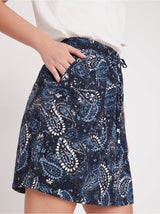 Mønstret viscose nederdel
