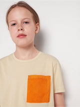 Kortærmet t-shirt med net lomme