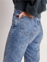 BETTY blå high waist jeans