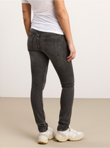 MOM curve super stretch slim fit jeans