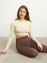 Seamless cropped sports top