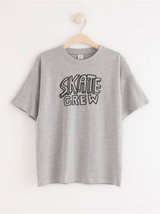T-shirt med skate print
