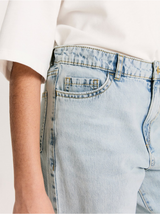 VANJA Wide high waist jeans med slit