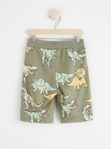 Shorts med dinosaurus