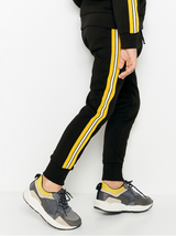 Sweatpants med gule striber på siderne