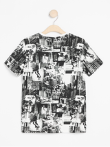 T-shirt with black and white print