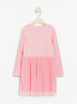Lyserød kjole med Bamse print og tylskørt