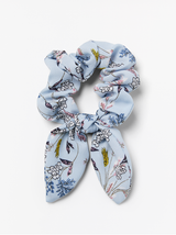 Blomstret scrunchie med sløjfe